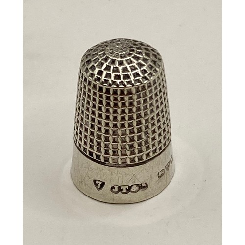 463 - Five Hallmarked Silver Charles Horner Chester Thimbles. Weight 0.760 Oz