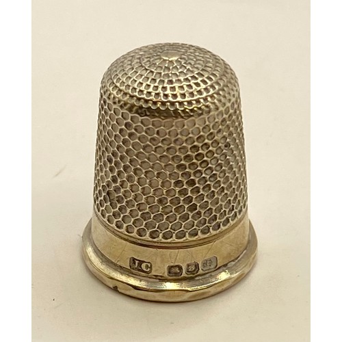 463 - Five Hallmarked Silver Charles Horner Chester Thimbles. Weight 0.760 Oz