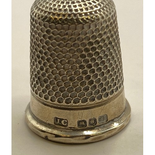 463 - Five Hallmarked Silver Charles Horner Chester Thimbles. Weight 0.760 Oz