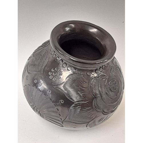 375 - Black Barro Pottery Vase, Oaxaca Mexico with etched design, 15cm high