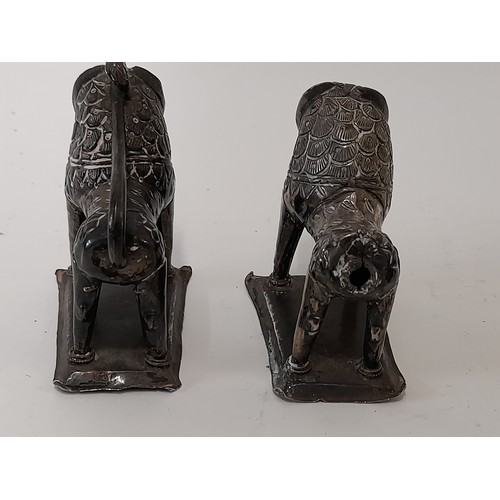 381 - Oriental Silver Foo Dogs, 7cm x 7cm