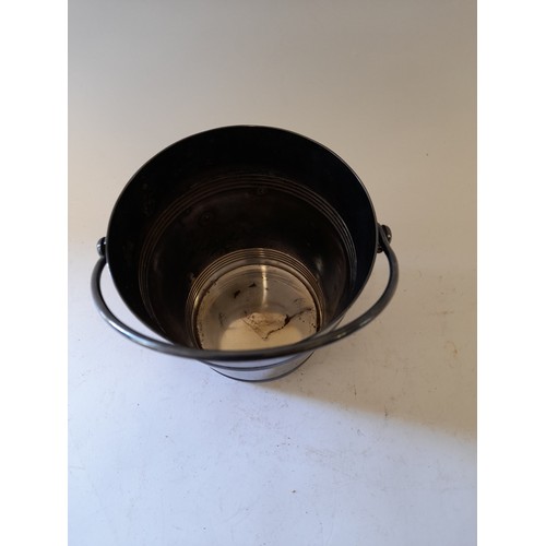 579 - Small Silverplate Christofel France Ice Bucket, 14cm high