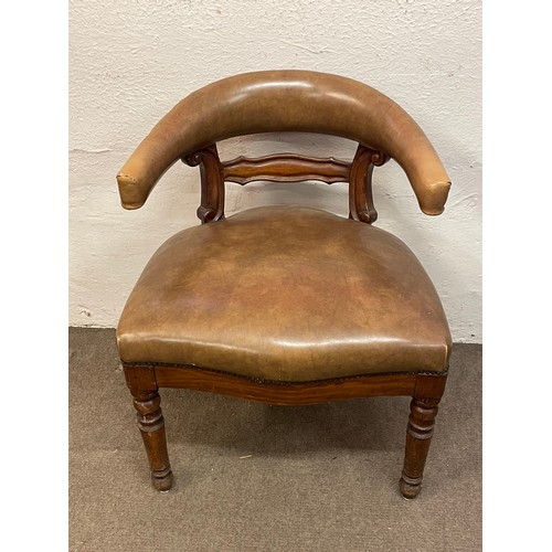35 - Vintage Desk Chair
