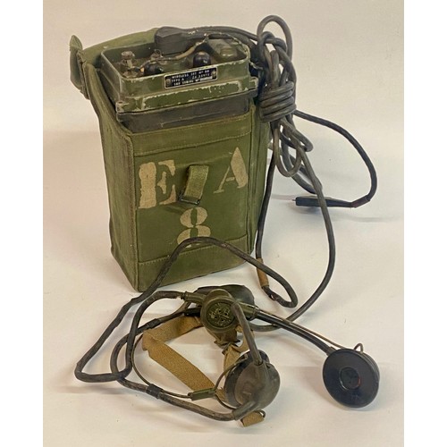 679 - Vintage Military WWII Type A Wireless Radio Set. 27cm Height