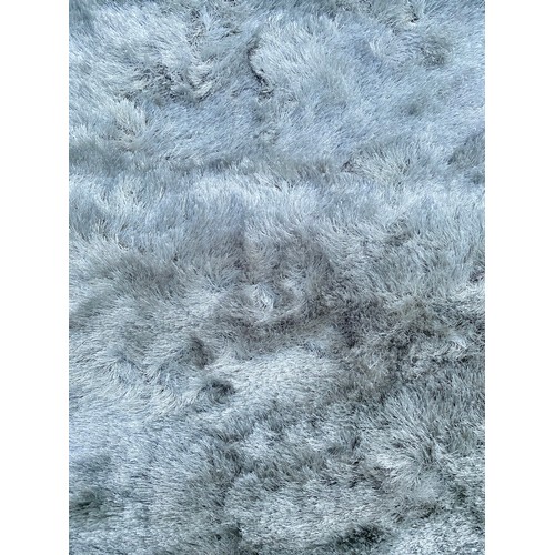 91 - Brand New Glamour / Shimmer Silver Colour Ground Rug 150cm x 80cm