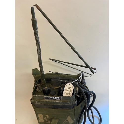 679 - Vintage Military WWII Type A Wireless Radio Set. 27cm Height