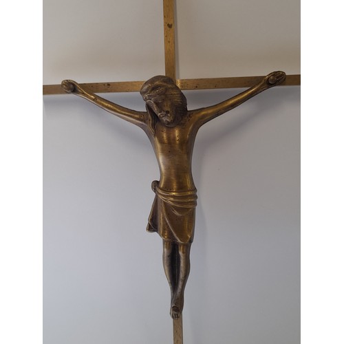 624 - Brass Cross 43cm x 18cm with mounted Brass Figure of Christ 15cm x 13cm