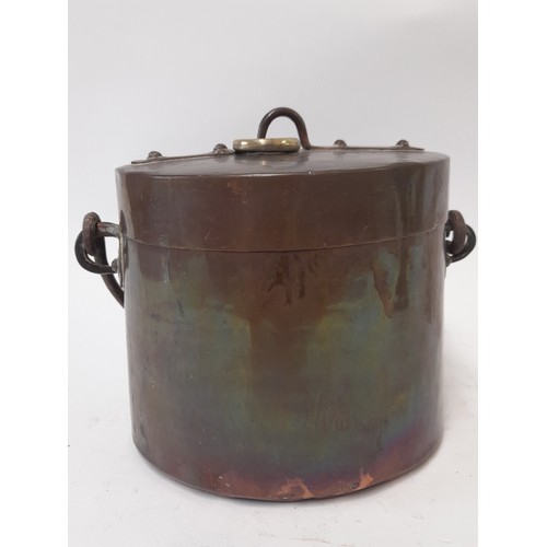 642 - Vintage Copper Cooking Pot with Lid and Swing Handle, 15cm x 17cm plus handle