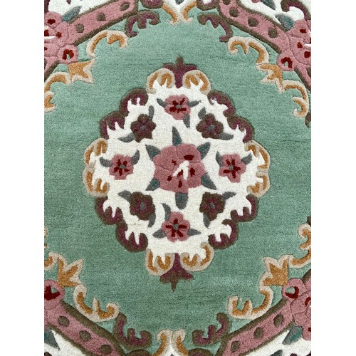 702 - Brand New Dynasty Wool Circle Rug in Light Green Colour. 120cm Diameter