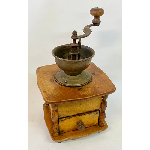 298 - Vintage Brass and Wood Manual Hand Operated Coffee Grinder with Drawer. 28cm x 15cm x 15cm