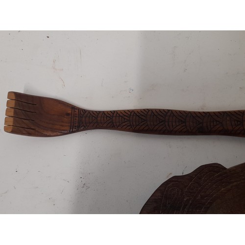 269 - Carved Shallow Bowl, 25cm x 12cm with a Back scratcher/massager