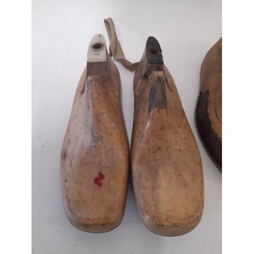 285 - 2 x Pairs of Vintage Wooden Shoe Lasts