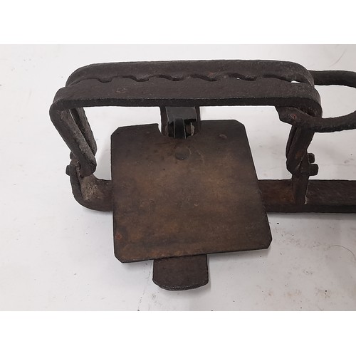 54 - Vintage Gin Trap, 28cm long