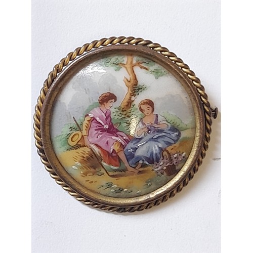 73 - Vintage Limoges Porcelain Hand Painted Brooch of a young couple, 4.5cm diameter