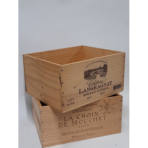 85 - 2 x Crates with adverting to one side, Chateau Langragnat & Chateau La Croix De Mouchet, 33cm x 26cm... 