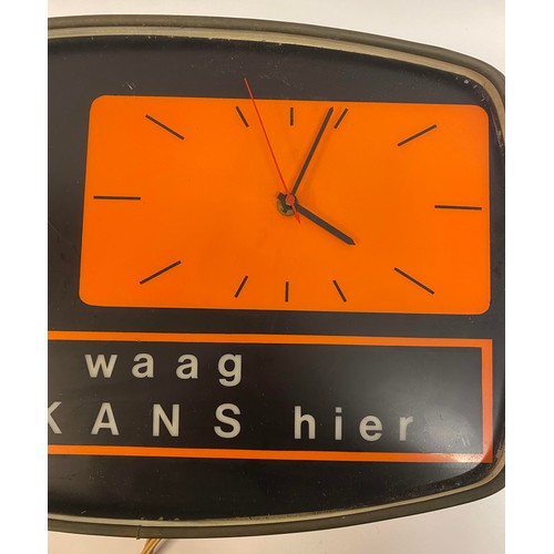 441 - Vintage Continental Orange and Black Waag uw KANS Hier Advertising Clock Light Board 45cm x 31.5cm x... 