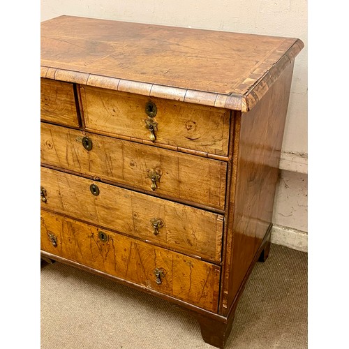 24A - Georgian Walnut Veneer Chest Of Drawers With Two Over Three Graduated Drawers. 96 x 56 x 92 cms