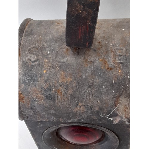 76 - Roadside warning Lamp with 3 Red Lenses, no Oil Burner