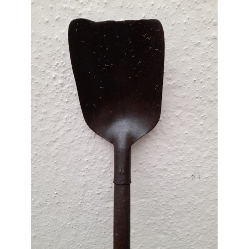 87 - Vintage Small Shovel on long 130cm shaft, total length 152cm