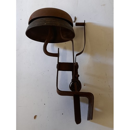 195 - Vintage 2 Hammer Shop Door Bell, 22cm high and a smaller one (2)