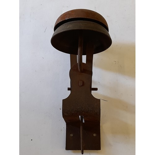 195 - Vintage 2 Hammer Shop Door Bell, 22cm high and a smaller one (2)