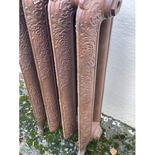 Decorative Cast Iron Four Column Radiator. 76 x 34 x 19 cms