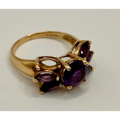 9Ct Hallmarked Gold Ring With Raised Coloured Stones. Size M, 3.16Grams.