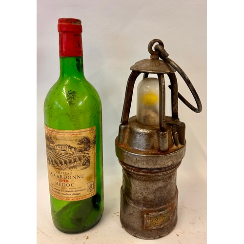 255 - Vintage Metal Hanging  Miners Lamp. 27cm x 11cm.