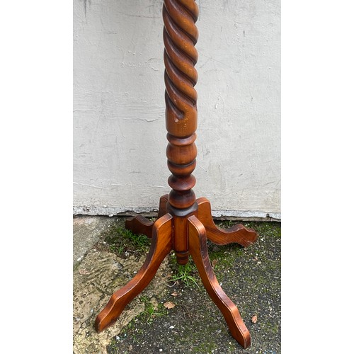 29 - Vintage Twist Column Lectern.