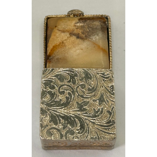 445 - Interesting Silver Metal Pill Box with A Natural  Stone top Inlay. 3cm x 3cm.