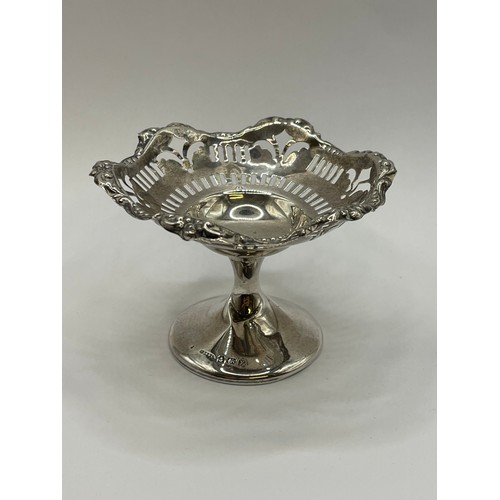 414 - Silver Hallmarked Footed Bon Bon Dish With Perched Decoration. 10cms Diameter X 6.5 cms High 30g