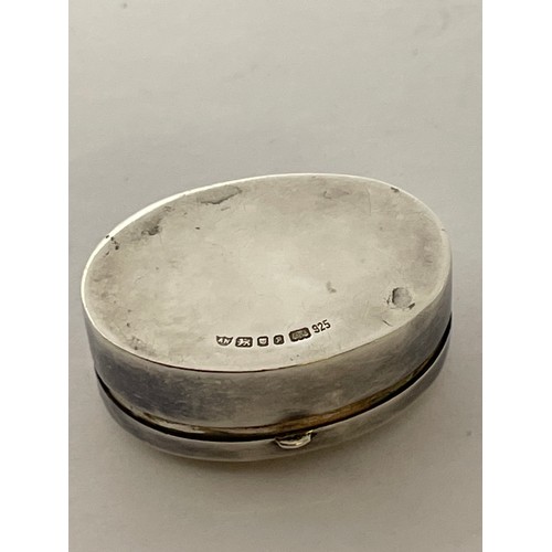 418 - Silver Hallmarked Pill Box. 5.7g