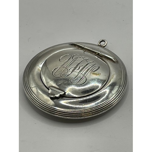 420 - Silver Hallmarked Snuff Box.16.1g