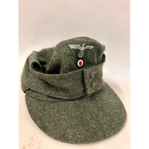 511 - German WW2 M42 Style Field Cap. 28cm x 23cm.