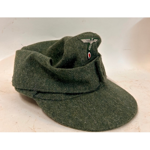 511 - German WW2 M42 Style Field Cap. 28cm x 23cm.