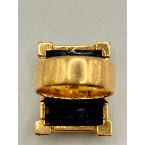 221 - Beautiful Vintage Heavy Gauge 9Ct Gold Hallmarked Ring With Lapis Lazuli Stone. Size O, 15.82Grams.