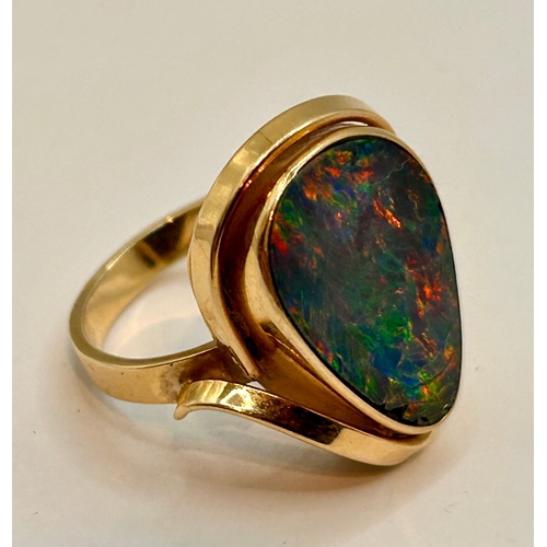 222 - Vintage 9Ct Gold Stamped (W9D) Ring With Australian Opal. Size M, 5.64Grams.