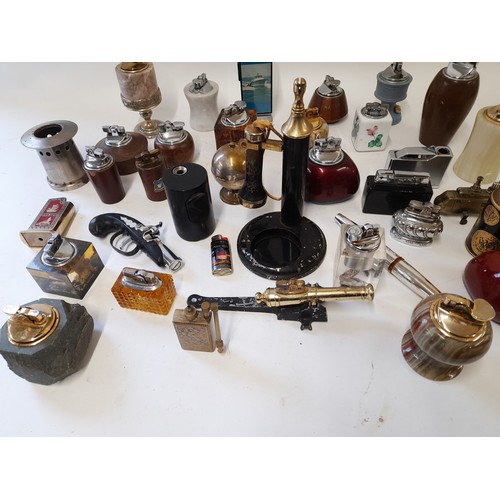 276 - 34 x Collectable Table Lighters