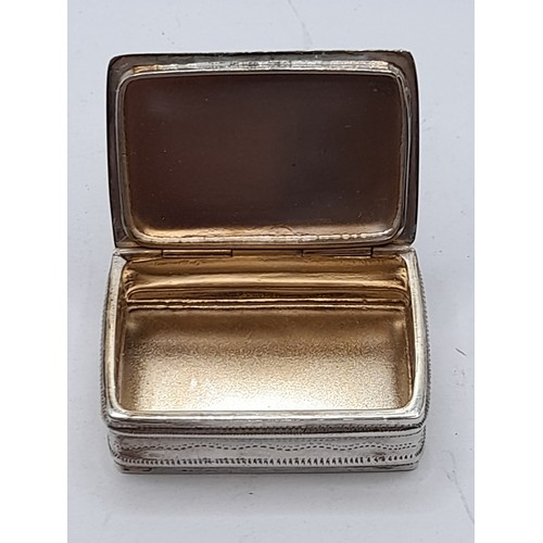 531 - Silver Hallmarked Pill box, 17.8 grams