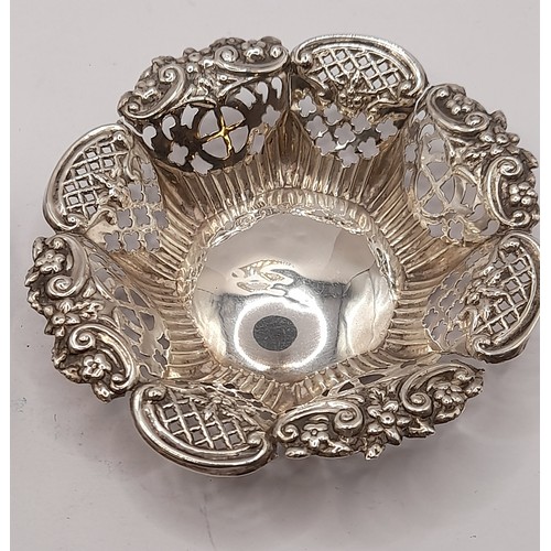 540 - 2 x Silver Hallmarked pierced dishes, total weight 43.7 grams