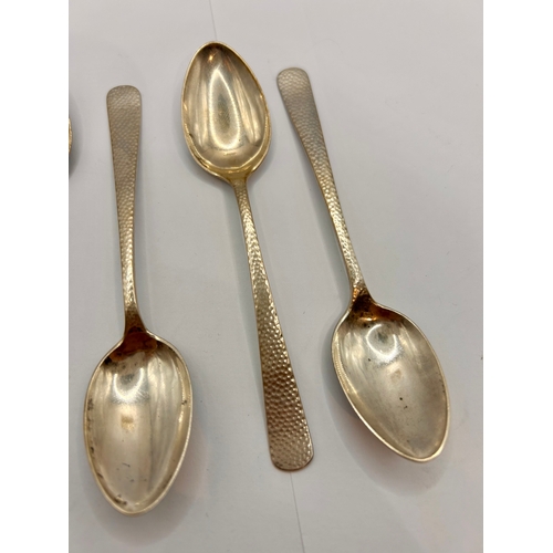 11 - Five Sterling Silver Hammered Style Handled Tea Spoons. 10.5cm x 2.5cm, Total 47.02Grams. (5)