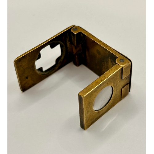 30A - Miniature Brass Folding Magnifying Linen Tester. 3cm x 2cm 0.5cm.