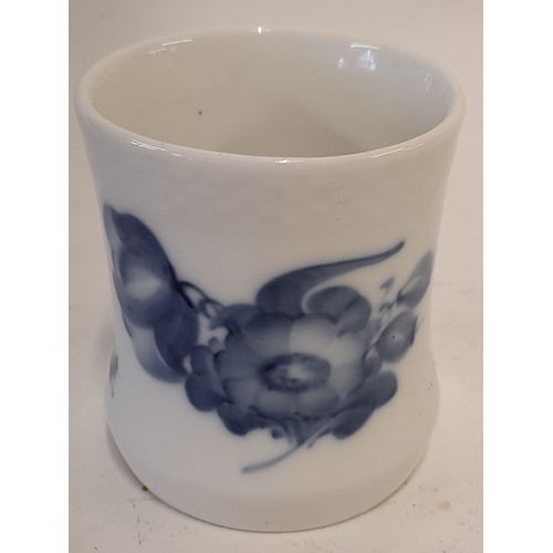 465 - Royal Copenhagen Porcelain Pot with Blue Floral Design, 7cm high x 6cm diameter