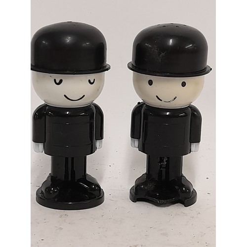 545 - Spillers Homepride Fred Salt and Pepper Pots, 11cm high