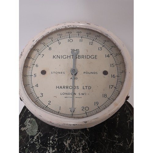 678 - Harrods The 'Knightsbridge' Bathroom Scales