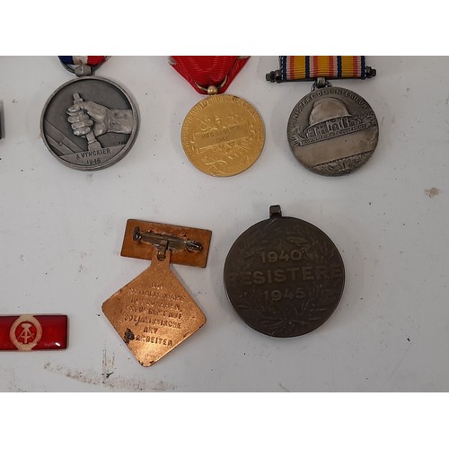 171 - 7 x WW2 Period Military Medals