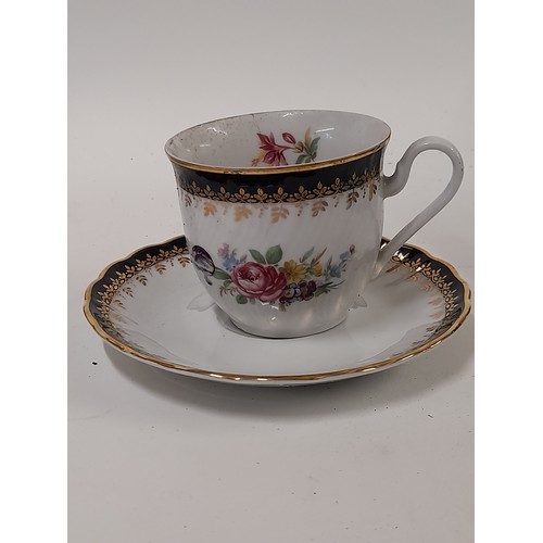 222 - Winterling Baveria, 6 Plates, 6 Cups, 6 Saucers, Sugar Bowl and a Jug, Floral Pattern.     (20)