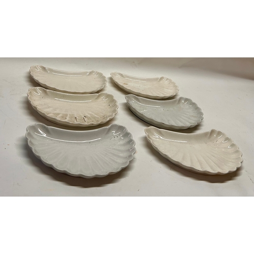 424 - Six Antique  Spode Porcelain Crescent Shaped  Plates. 24cm x 15cm x 3cm.   (6)