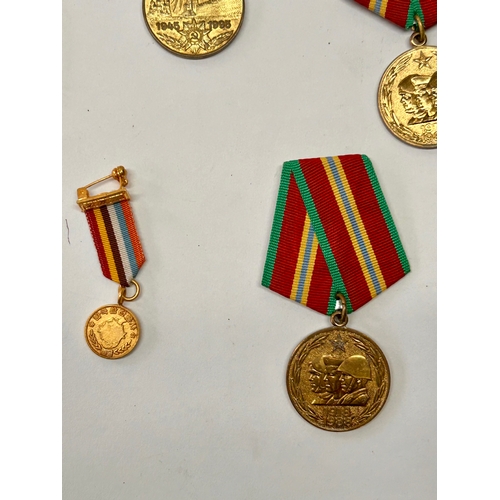 425 - Collection Of Vintage Style Soviet Union Russian Medals, To Include 70 Years Of The Armed Forces of ... 