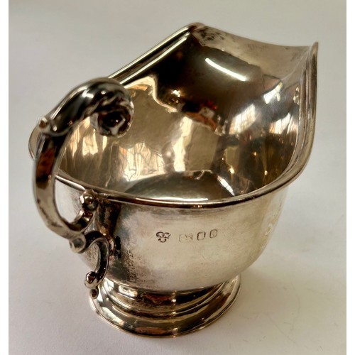 204 - Silver Hallmarked Handled Gravy Boat. 16cm x 9cm x 10cm, 88.8Grams.